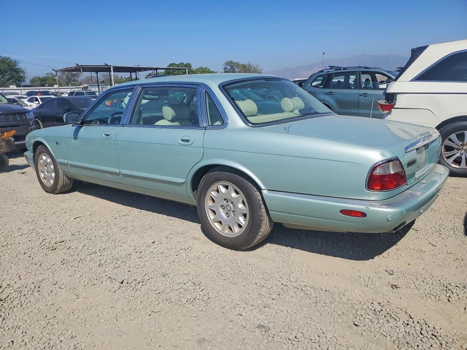 2001 Jaguar XJ8