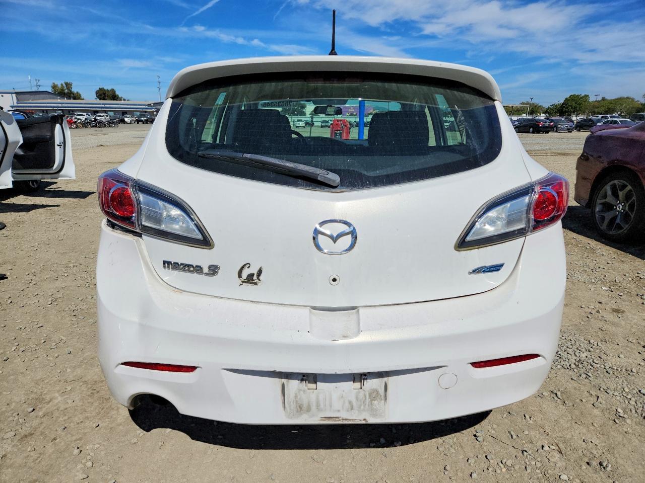 2012 Mazda 3 I