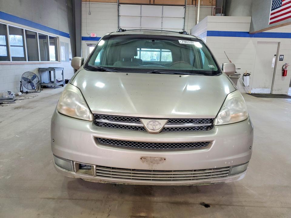 2005 Toyota Sienna xle Limited 7 Passenger