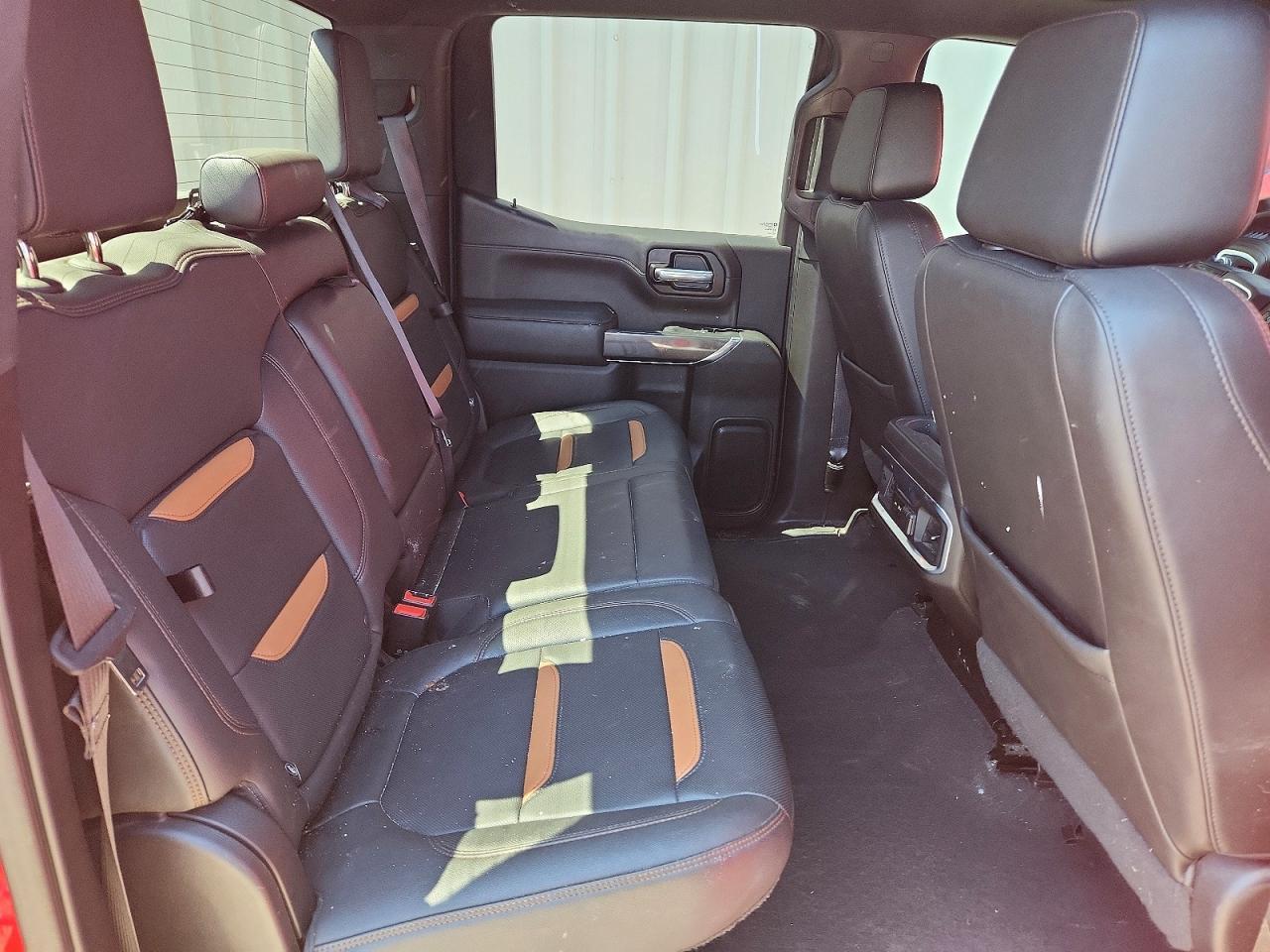 2021 GMC Sierra K1500 AT4