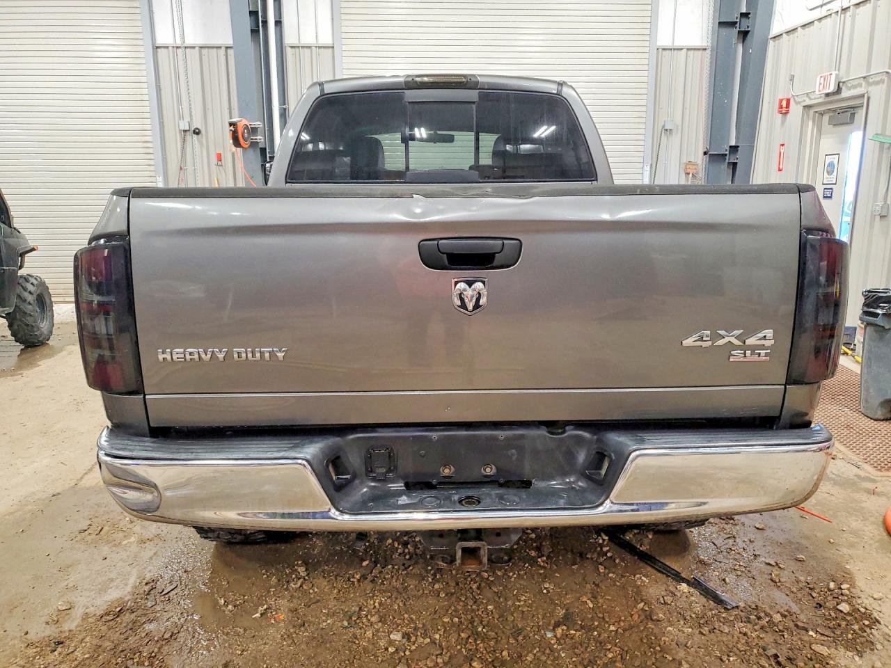 2005 Dodge RAM 2500 ST