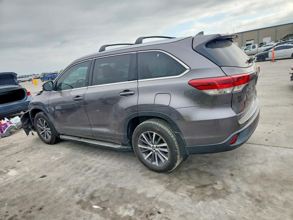 2018 Toyota Highlander xle