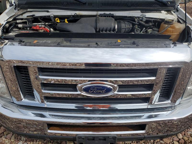 2018 Ford Econoline E350 Super Duty Cutaway Van