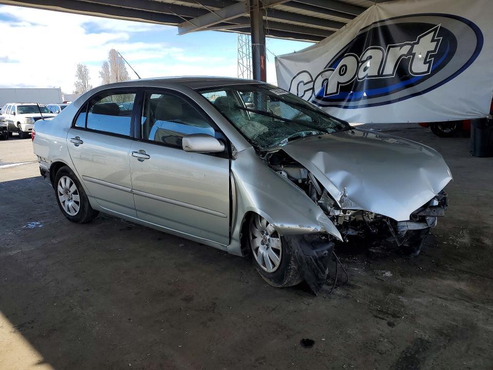 2004 Toyota Corolla le