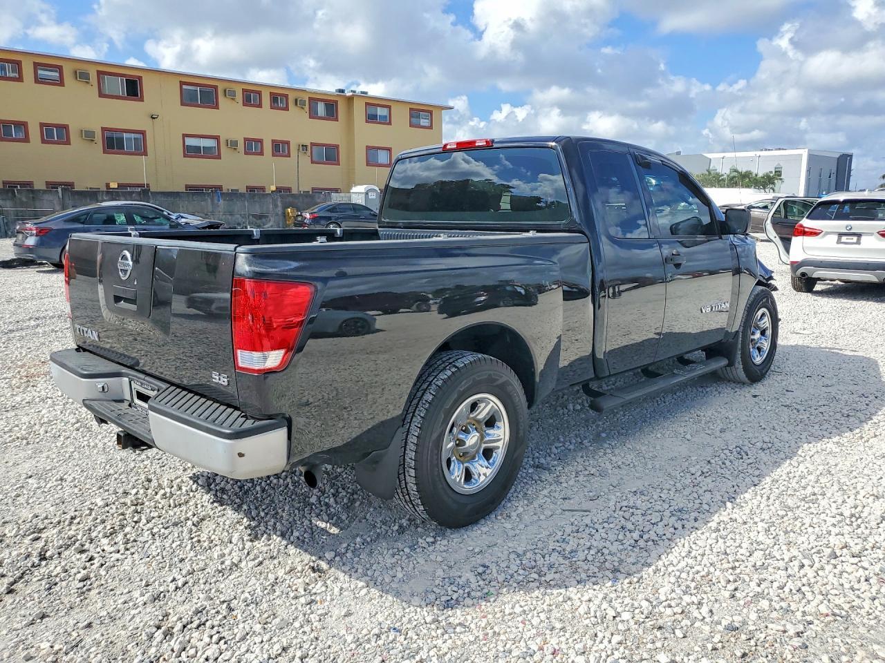 2006 Nissan Titan XE FFV