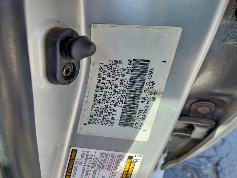 2005 Toyota Corolla le