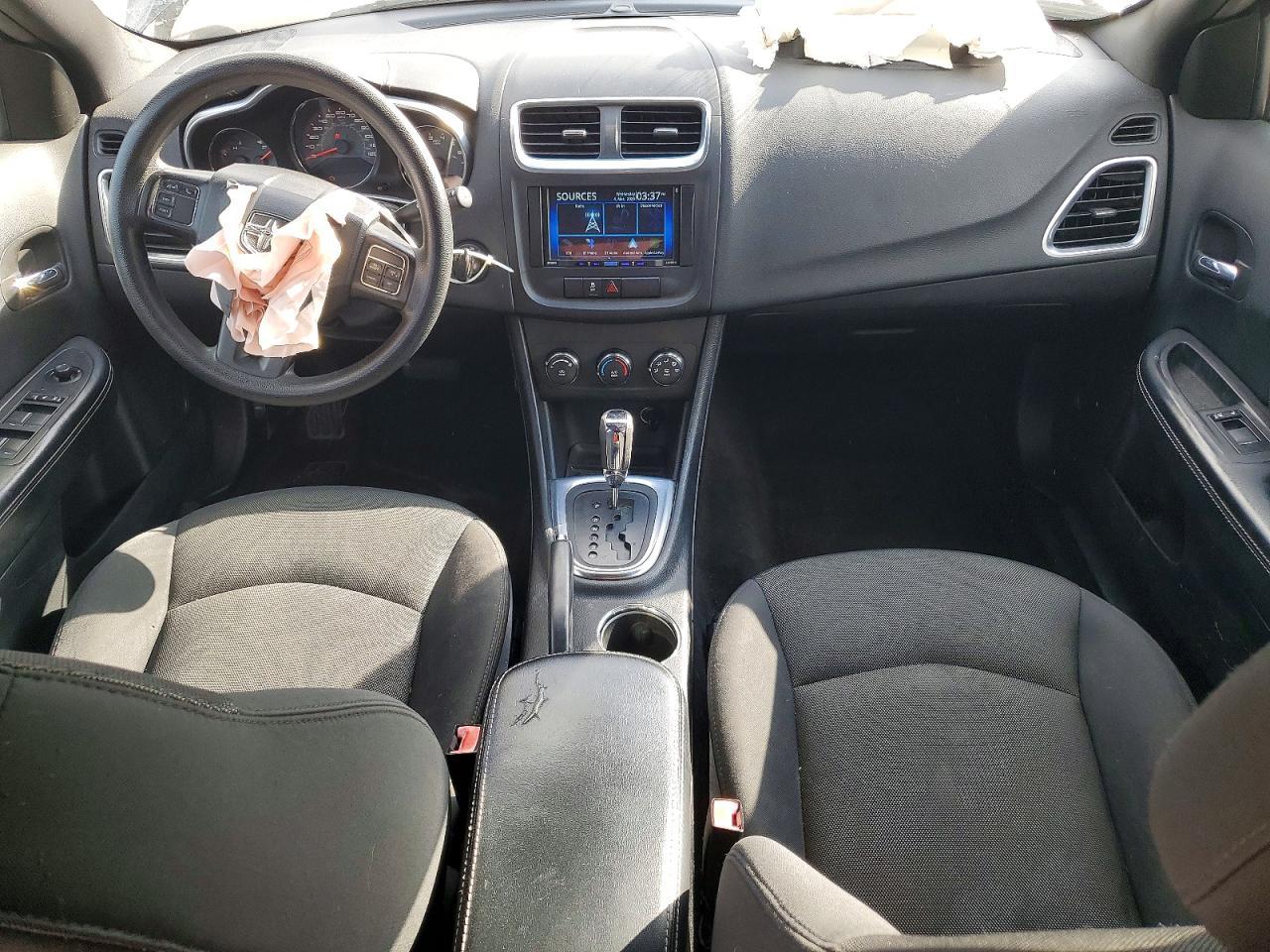 2014 Dodge Avenger se