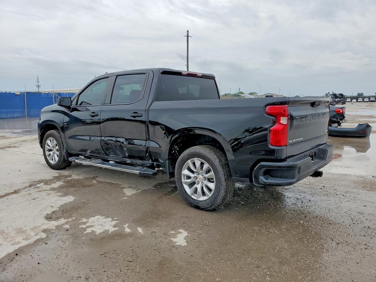 2025 Chevrolet Silverado C1500 Custom