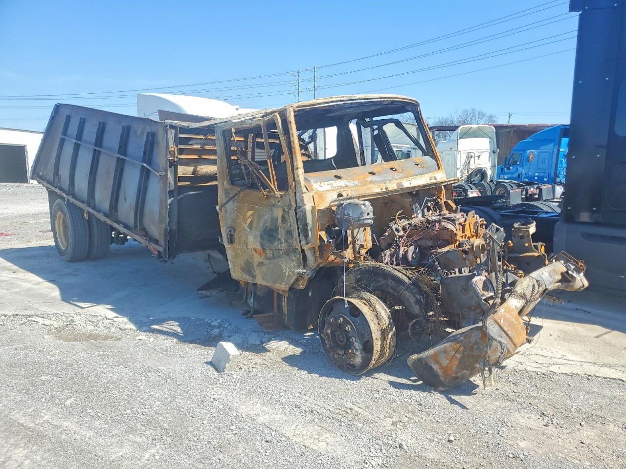 2004 Freigliner 2004 Freightliner FL70 Dump Truck
