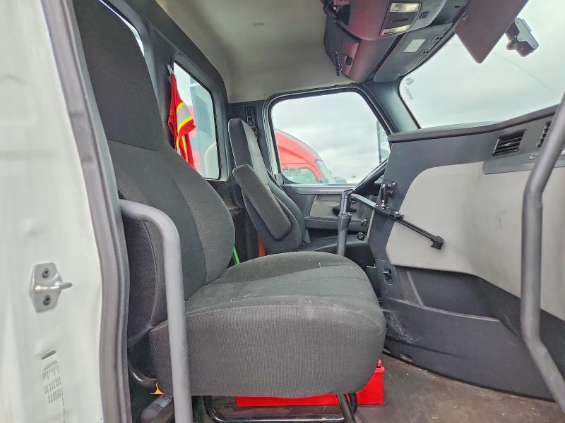 2020 Freightliner Cascadia 126 Semi Truck