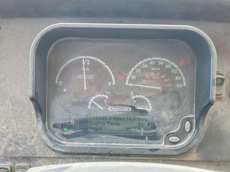 2013 Freightliner MT45 Chassis Delivery Truck