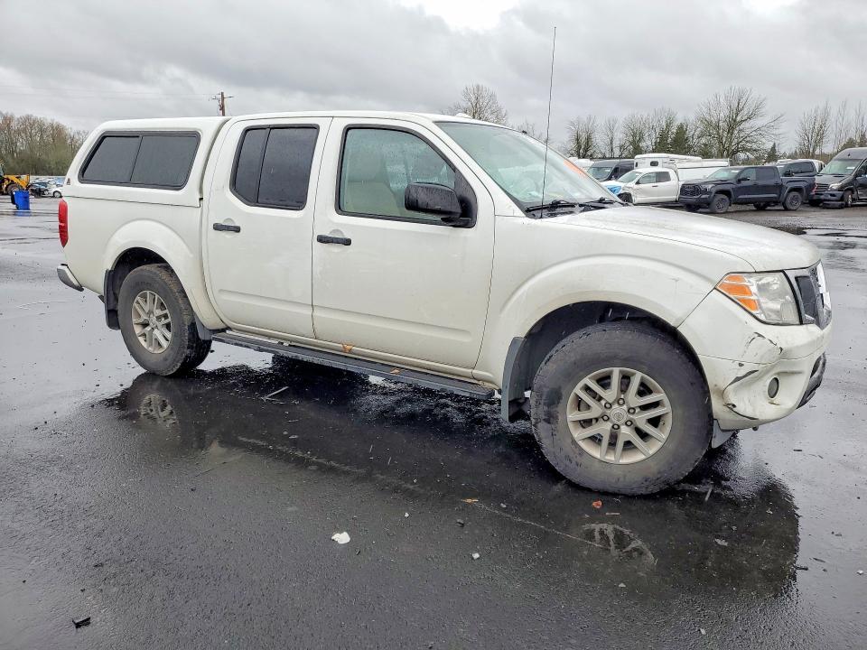 2016 Nissan Frontier SV
