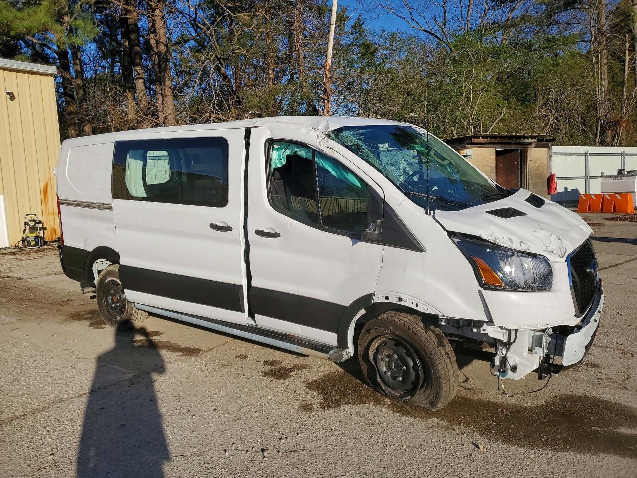 2025 Ford Transit T-250