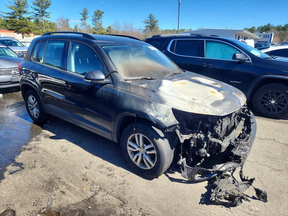 2016 Volkswagen Tiguan s