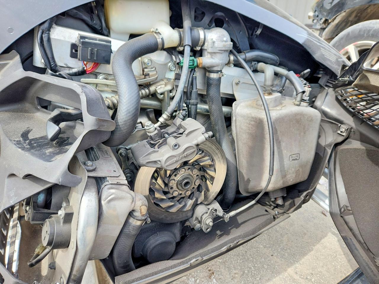 2010 Yamaha Apex LTX GT, RX10LTGTZL
