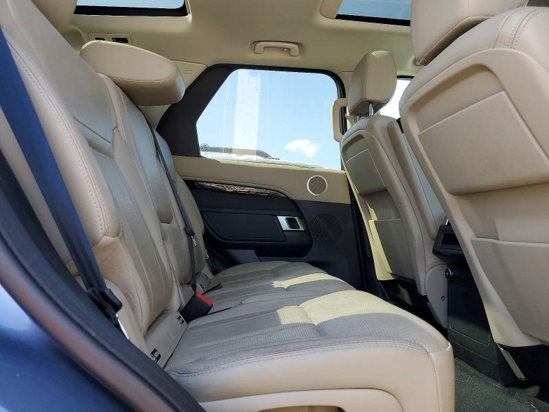 2020 Land Rover Discovery se