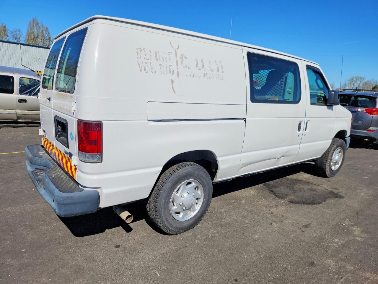 2012 Ford Econoline E250 van