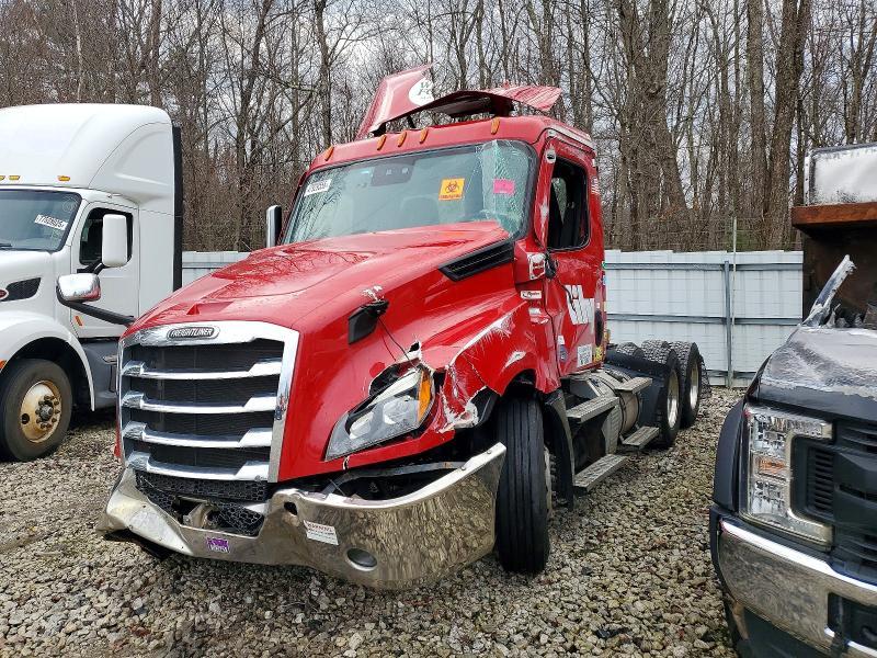 2022 Freigliner 2022 Freightliner Cascadia 126 Semi Truck