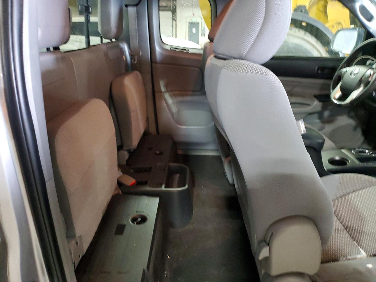 2014 Toyota Tacoma Base