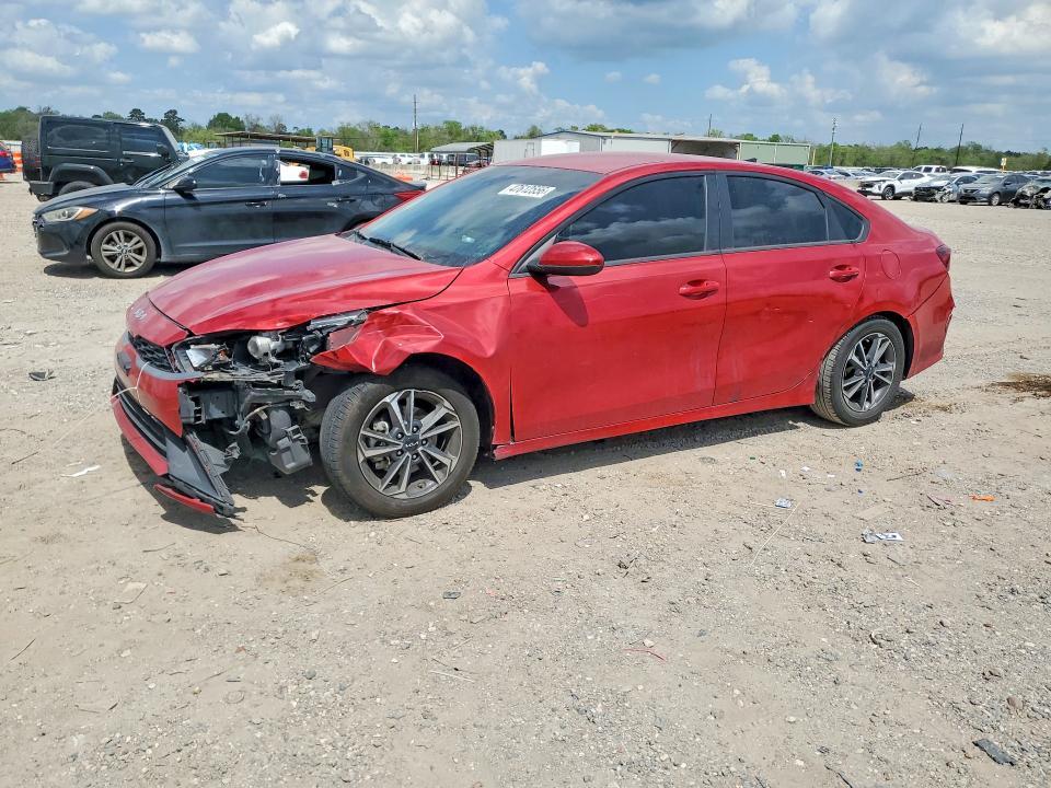 2023 KIA Forte lxs