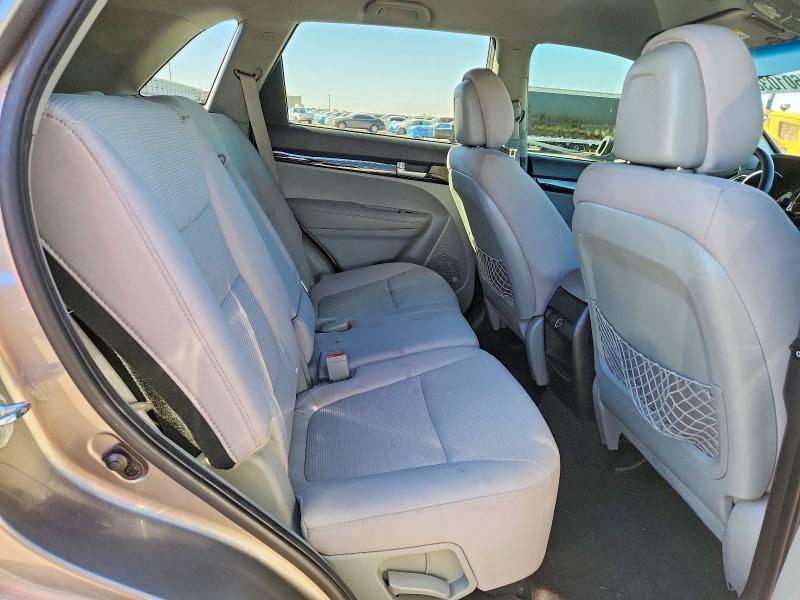 2015 KIA Sorento lx