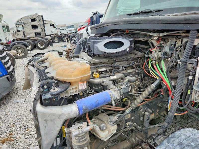 2022 Freightliner Cascadia 126 Semi Truck