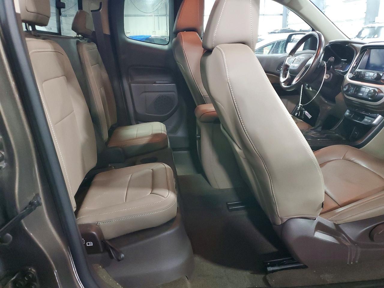 2016 GMC Canyon slt