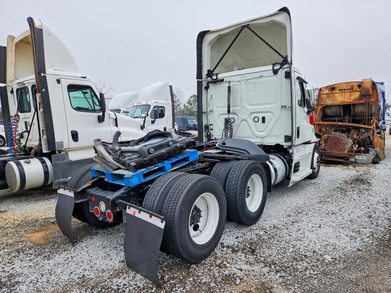2021 Freigliner 2021 Freightliner Cascadia 1-Semi Truck