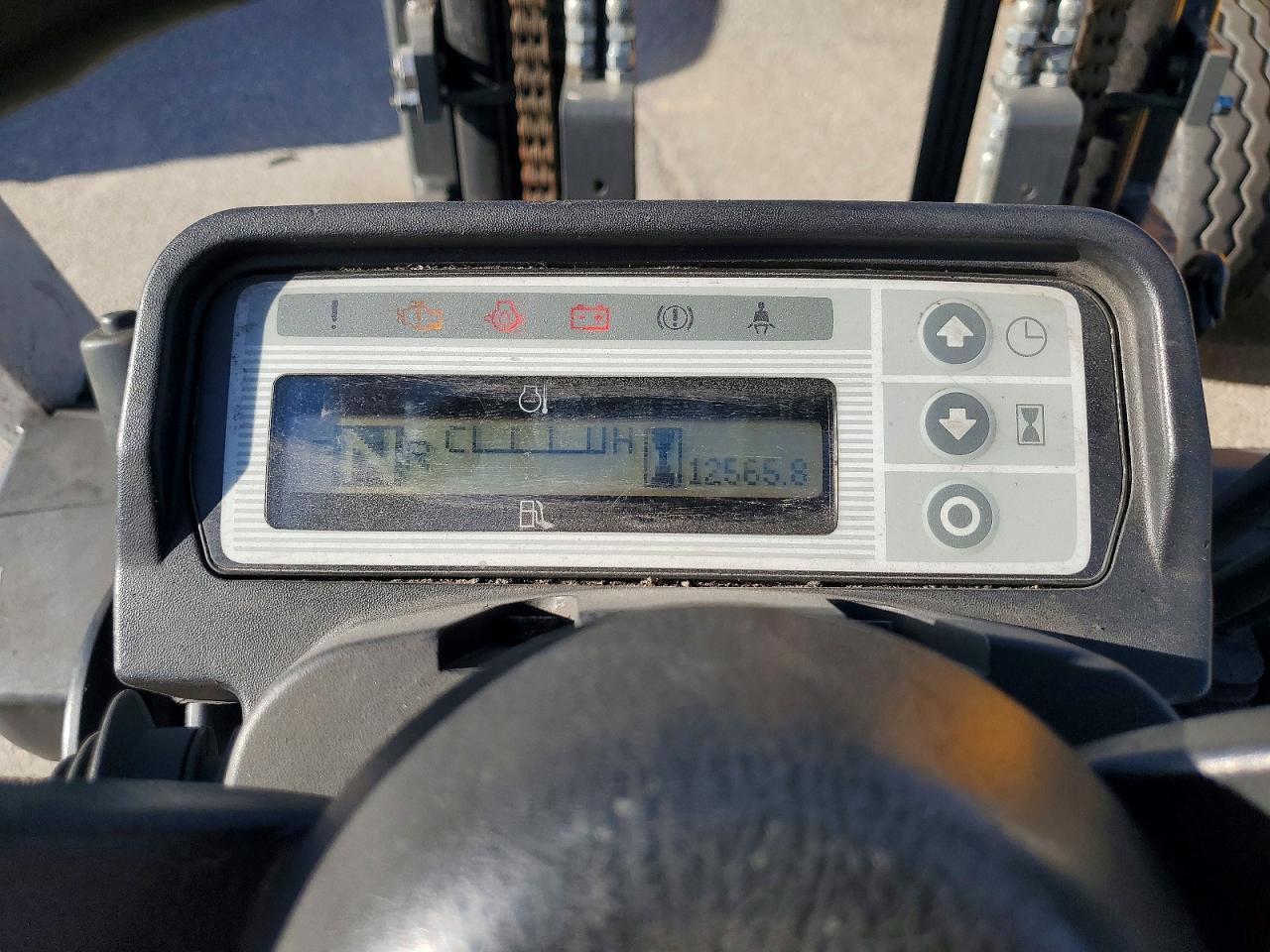 2015 Unicariers 2015 Niss Forklift