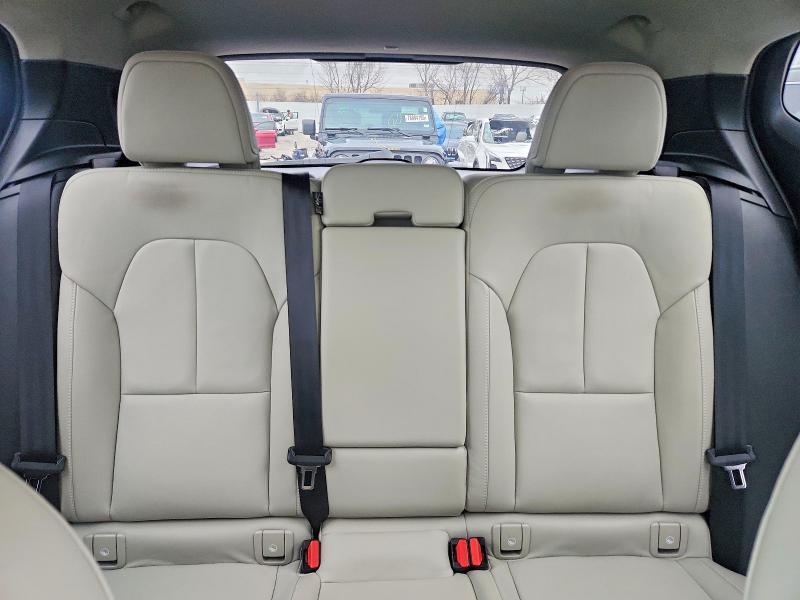 2020 Volvo Xc40 T5 Momentum