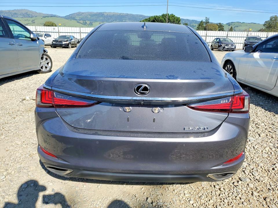 2019 Lexus Es 350 Base