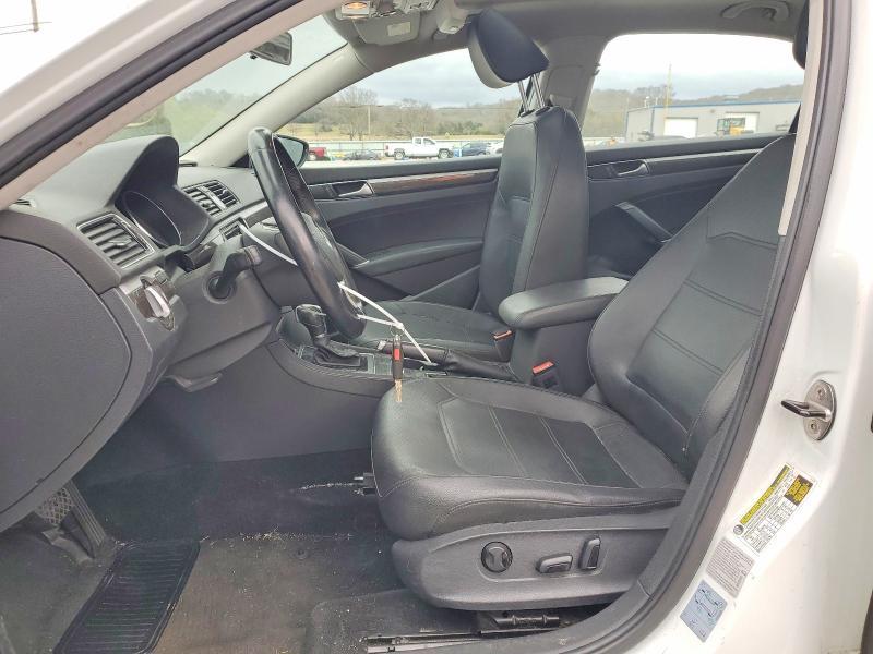 2016 Volkswagen Passat se