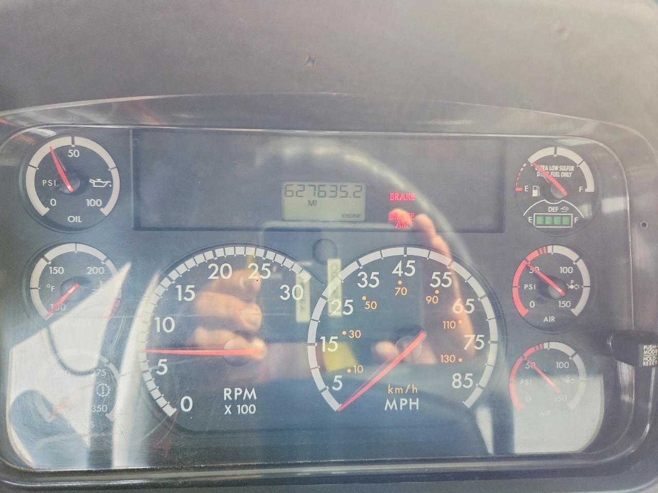 2015 Freightliner M2 106 Medium Duty