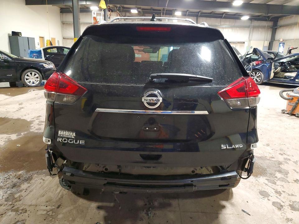 2017 Nissan Rogue sl