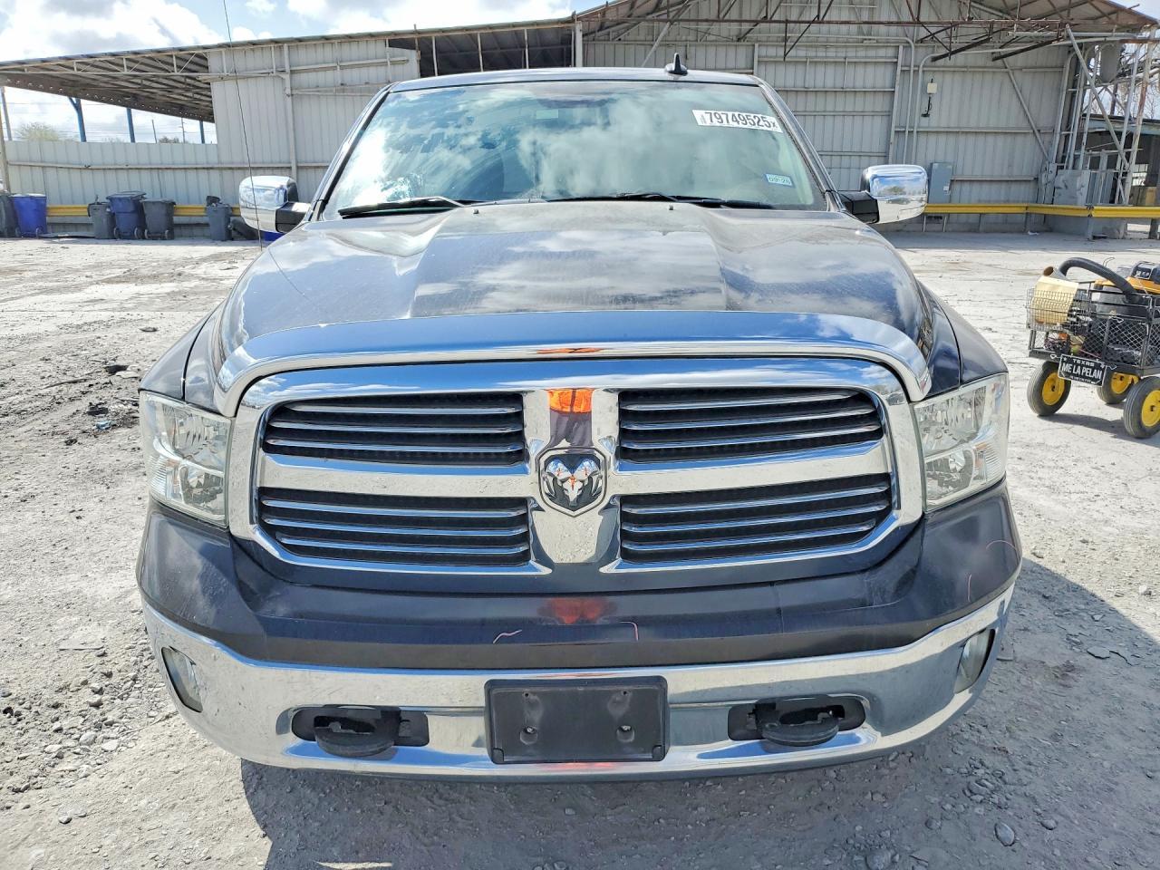 2016 Dodge RAM 1500 SLT