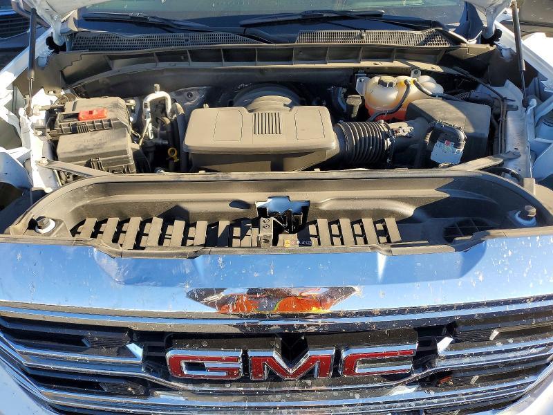 2025 GMC Sierra C1500 SLT