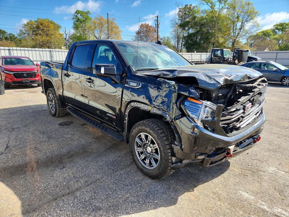 2024 GMC Sierra K1500 AT4