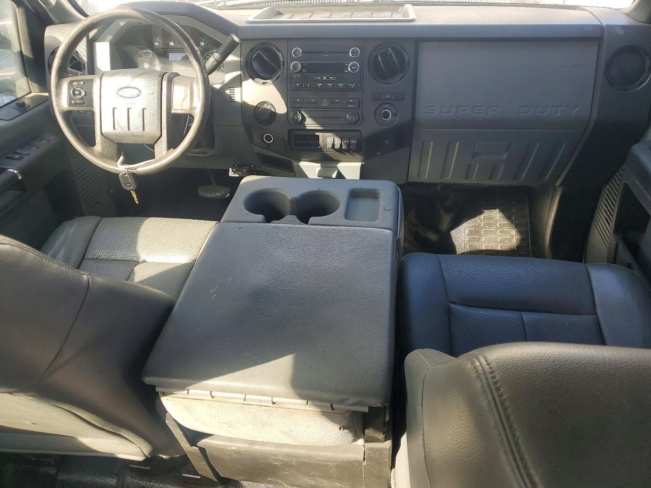 2016 Ford 2014 Ford F-350 Flatbed Truck