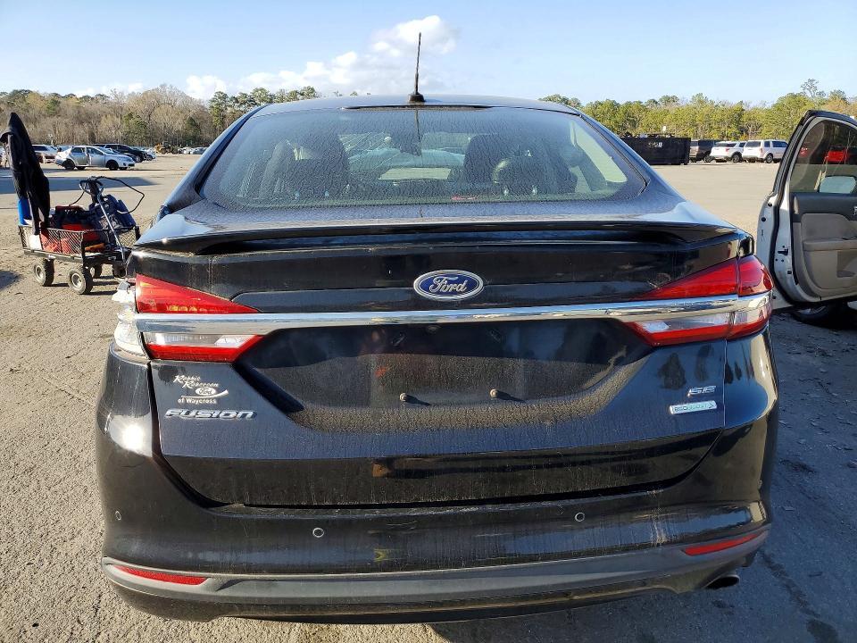 2018 Ford Fusion se