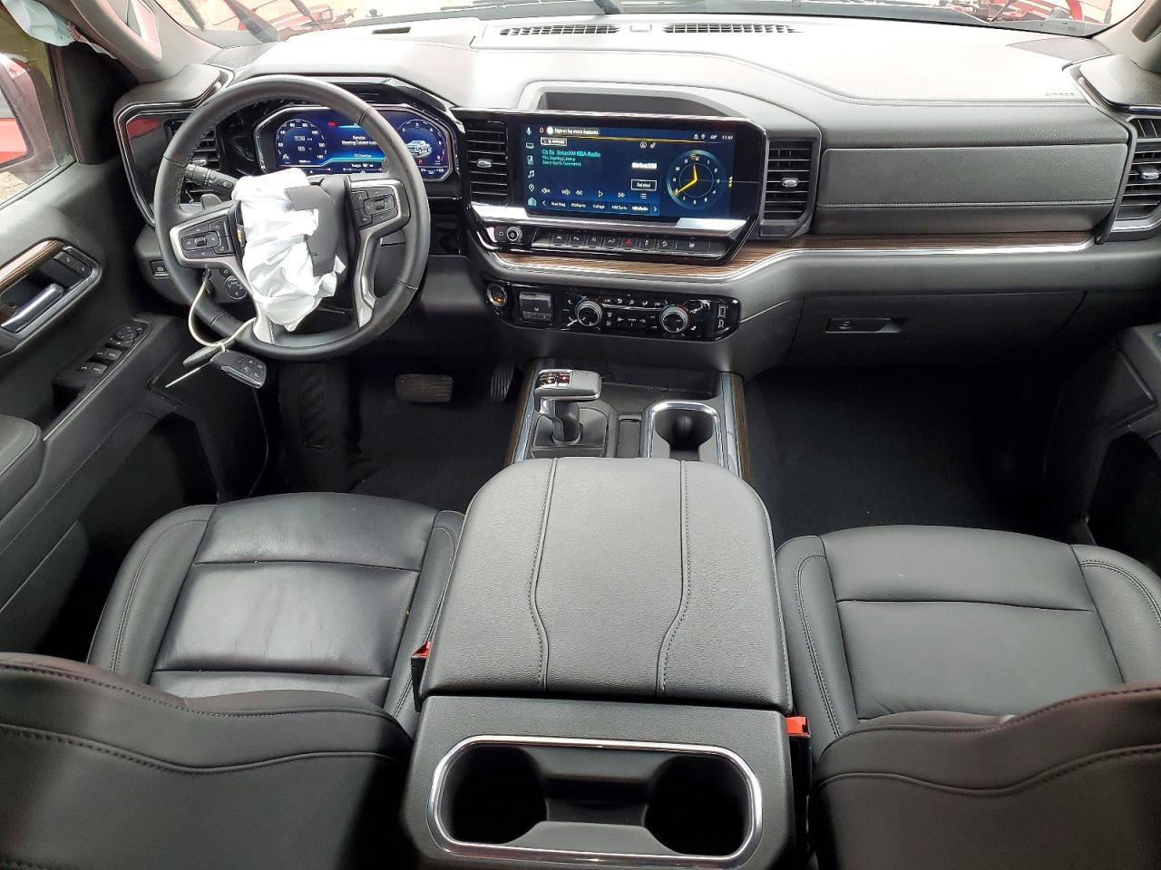 2025 Chevrolet Silverado K1500 LT