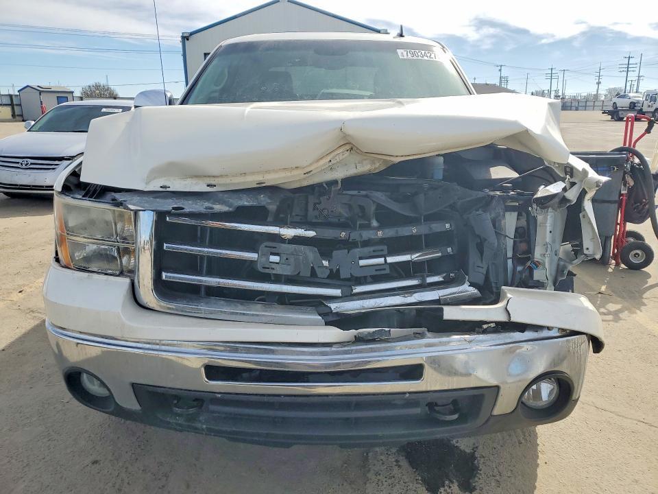 2013 GMC Sierra K1500 slt