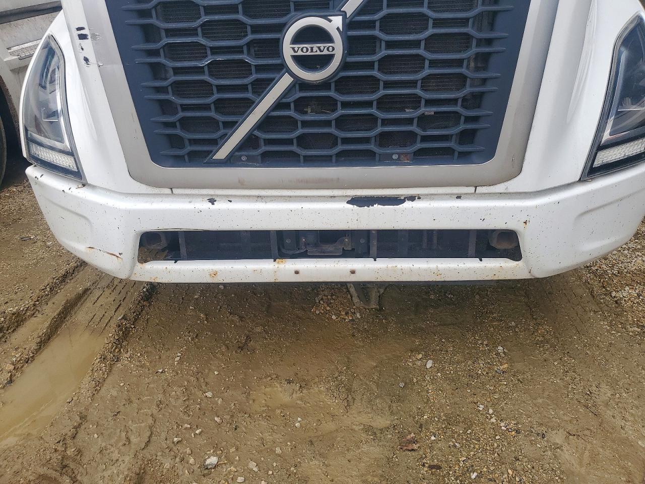 2019 Volvo VNR Semi Truck