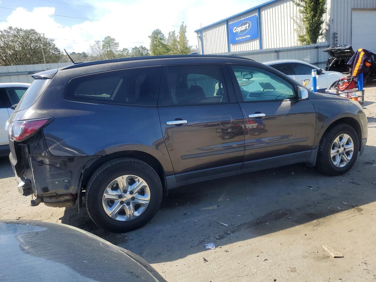 2017 Chevrolet Traverse ls