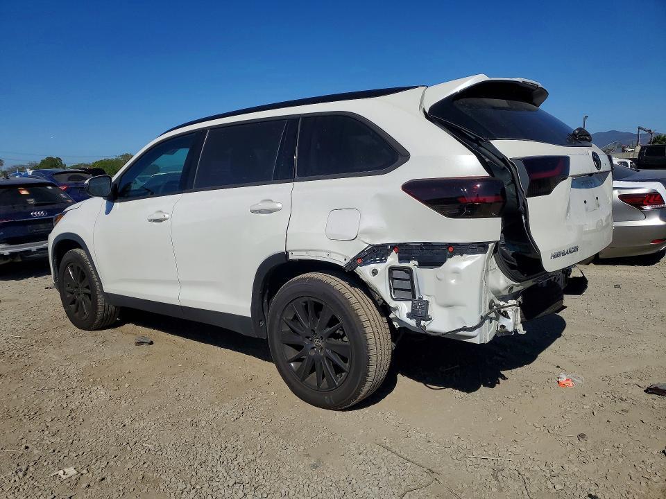 2019 Toyota Highlander se