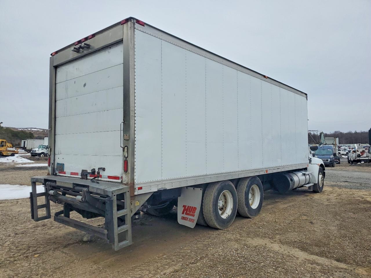 2017 Kenworth T330 BOX Truck