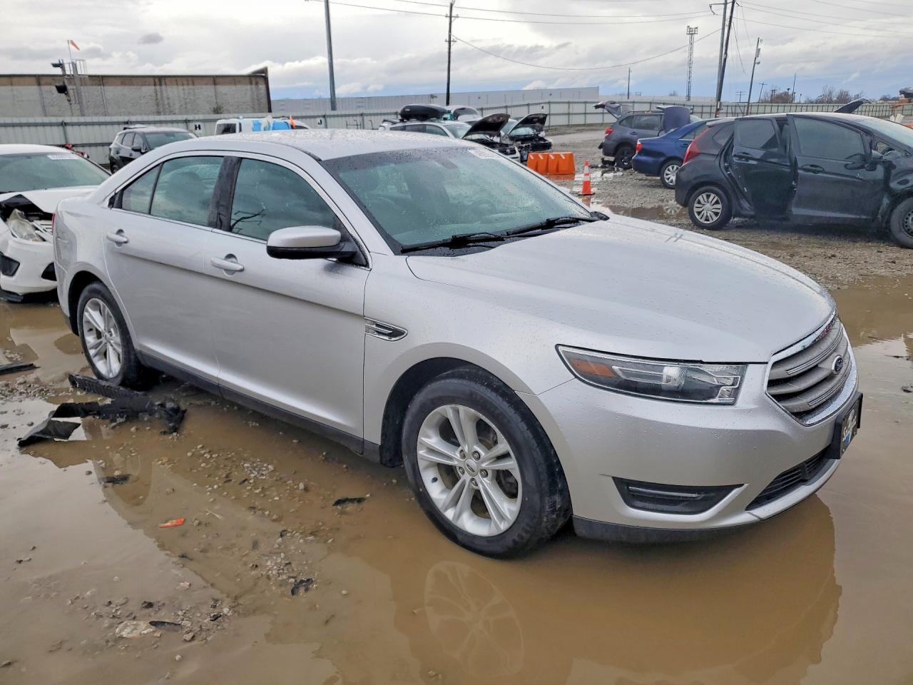 2015 Ford Taurus sel