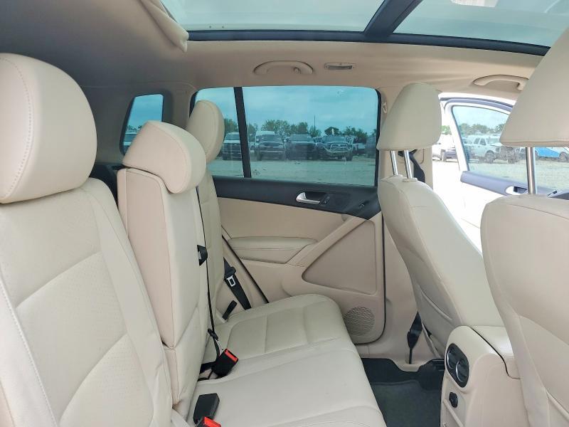 2016 Volkswagen Tiguan s