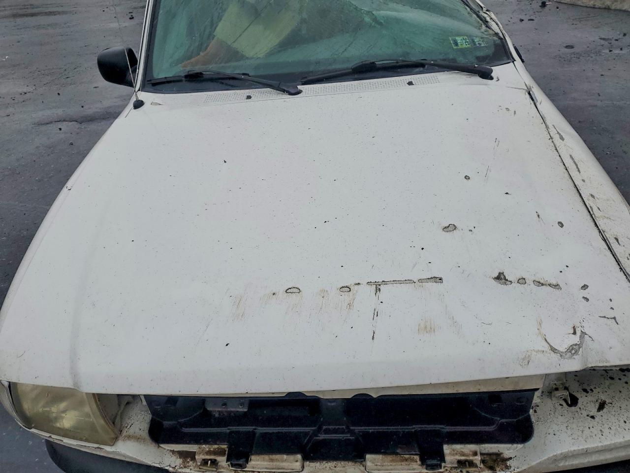 2002 Mazda B3000 cab Plus