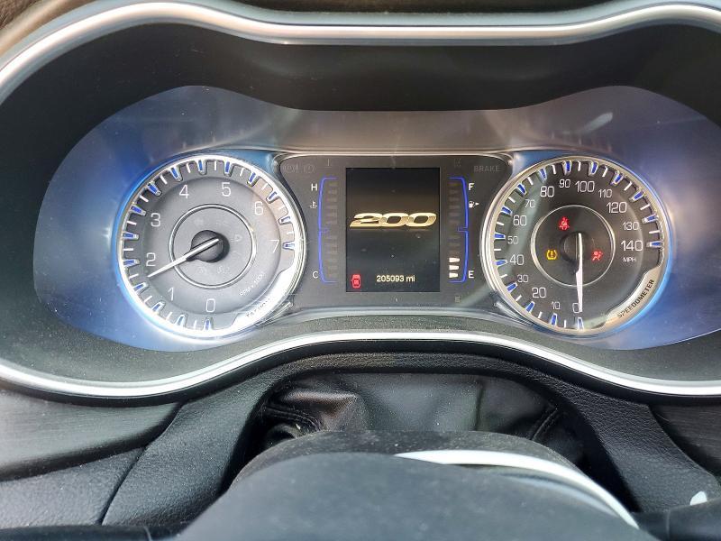 2016 Chrysler 200 Limited