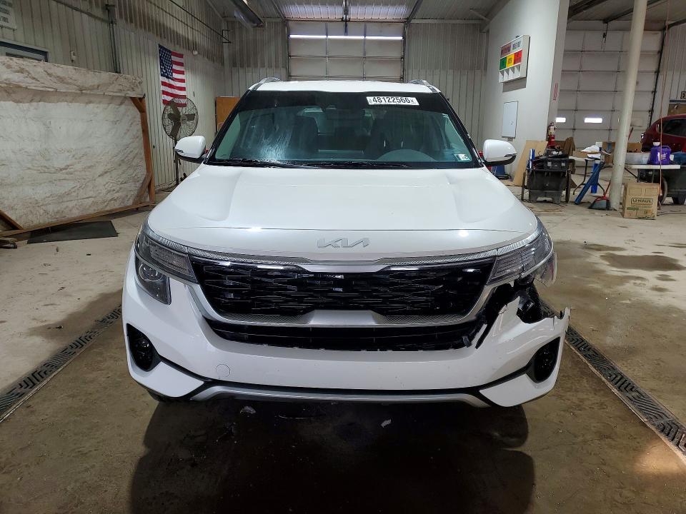 2023 KIA Seltos ex